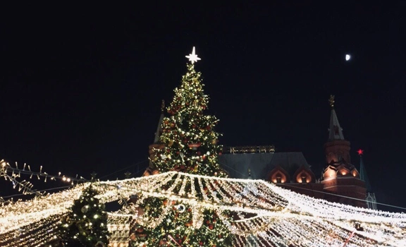 «Новогодняя Москва» из Котласа (5 дней / 4 ночи) 🎄