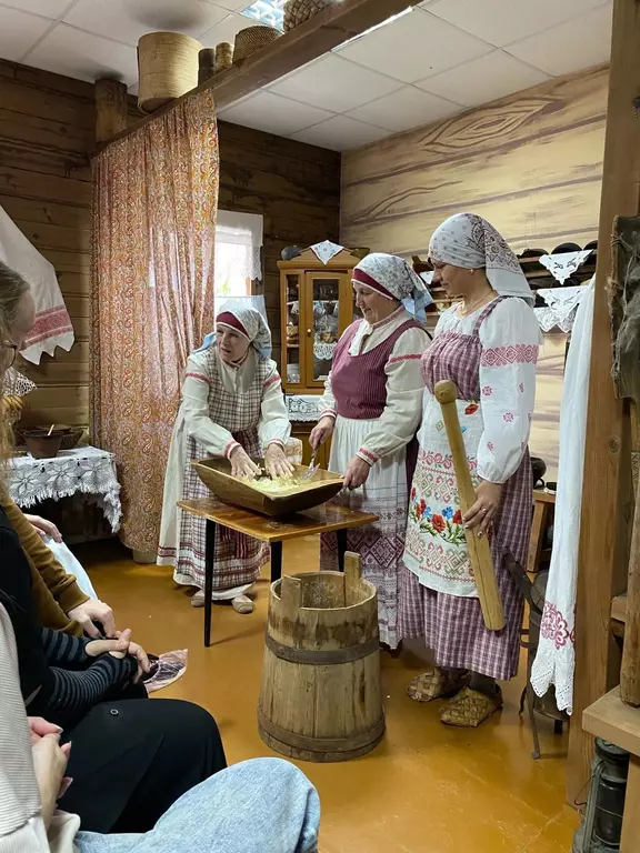 «Капустные вечерки» д. Выставка (1 день) Котлас
